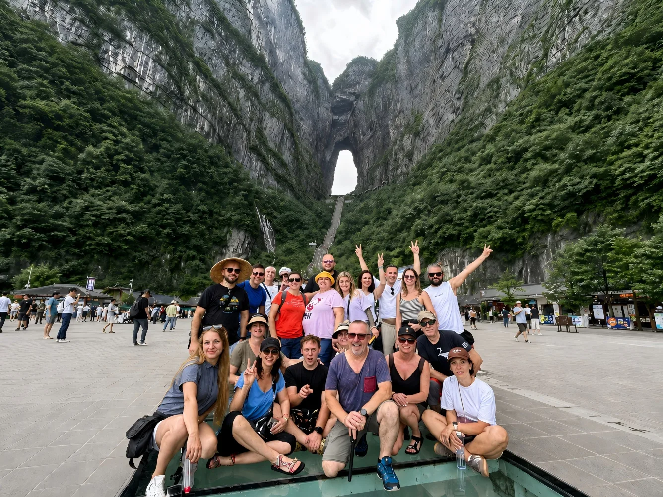 1‑Day Tianmen Mountain & 72 Qilou Folk‑Custom Night Tour Small‑Group Tour