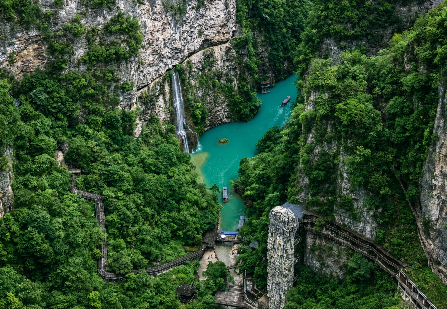 Included canyon stream boat ride (20 mins)