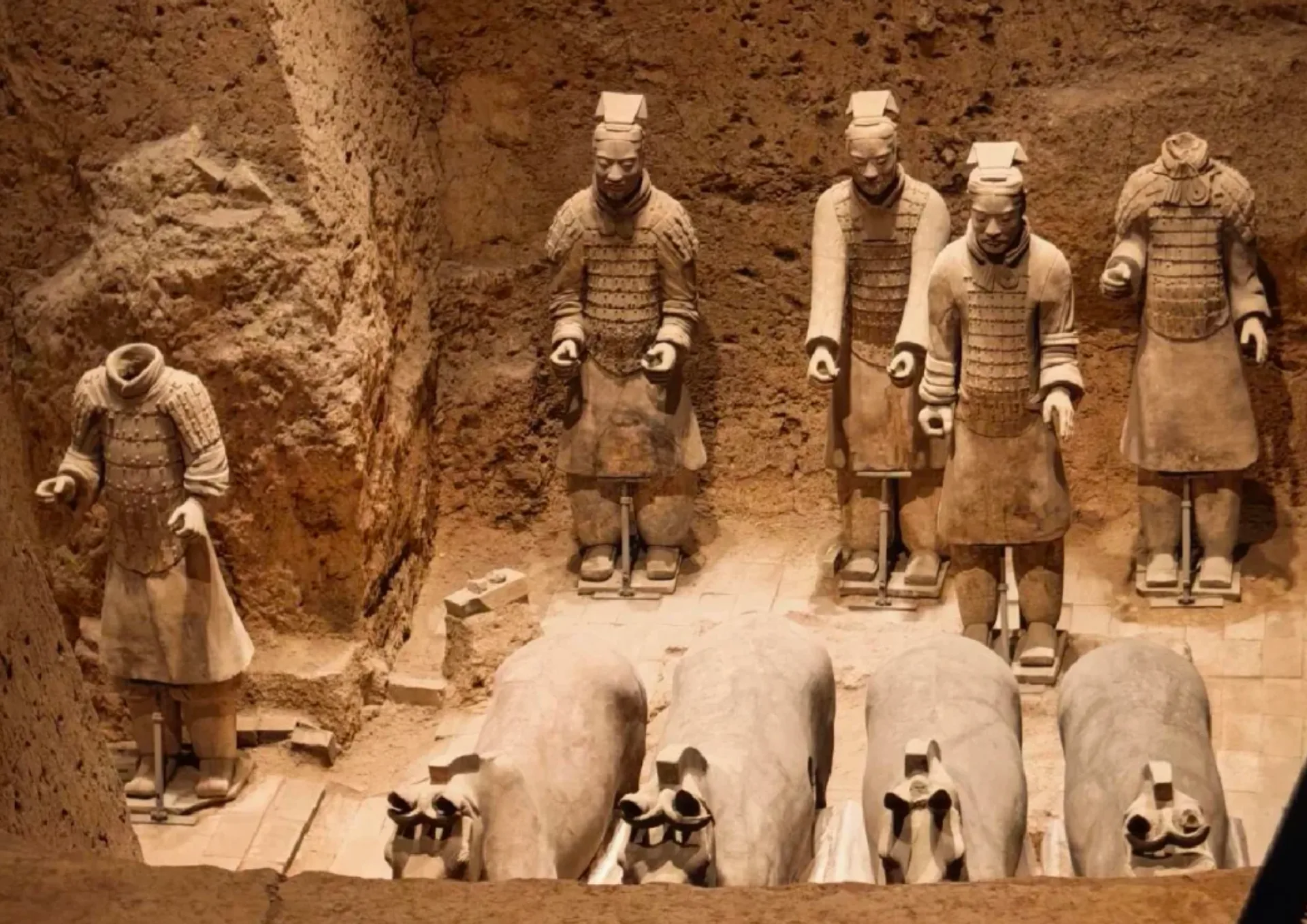 Terracotta Army & Terracotta Warriors DIY - Photo 1