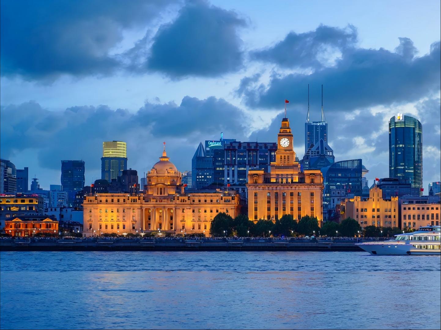 10-Day Shanghai, Hangzhou & Guilin Karst Landscape Tour