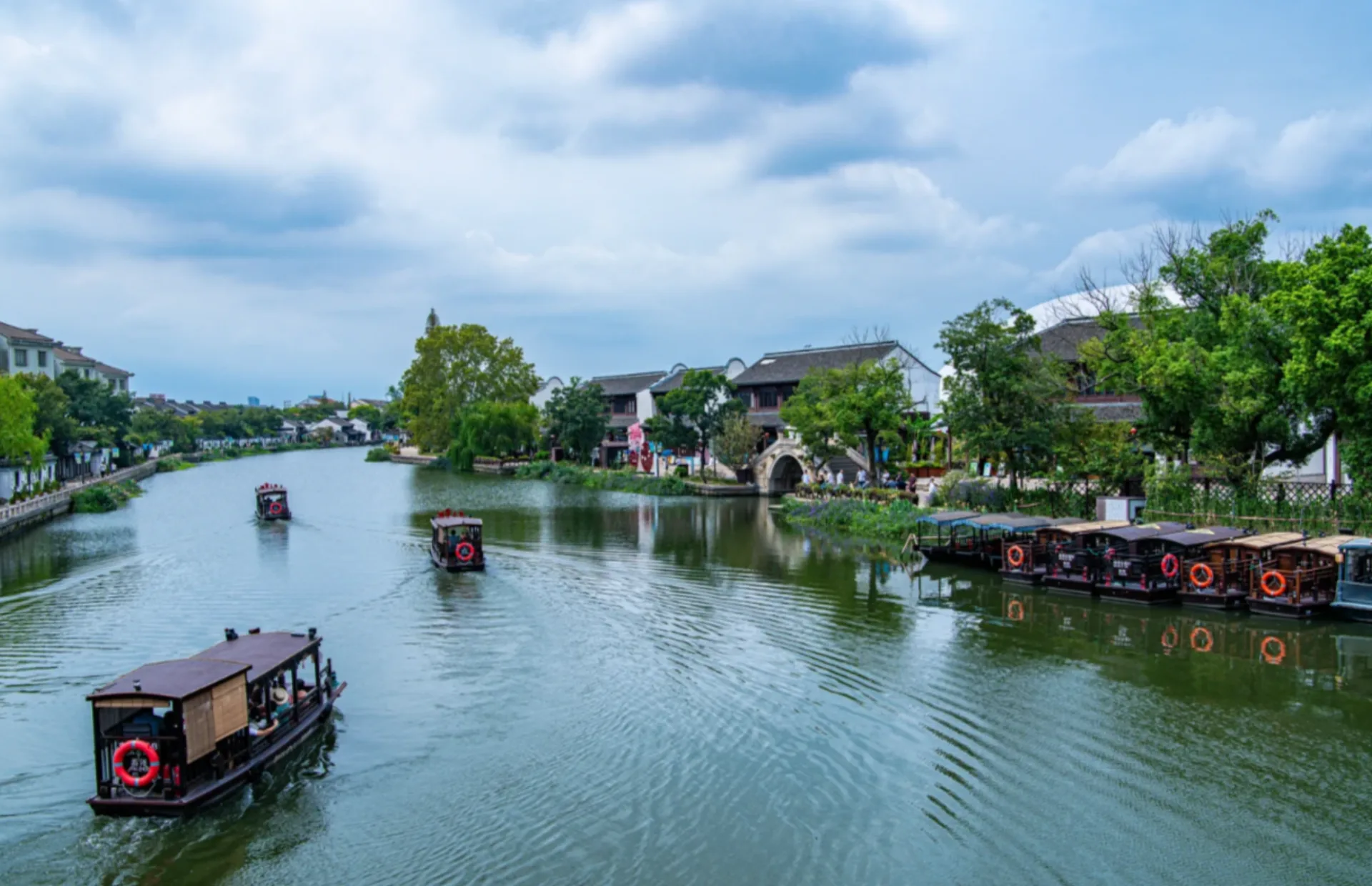 Wuzhen East & Nanxun Ancient Town - Photo 2