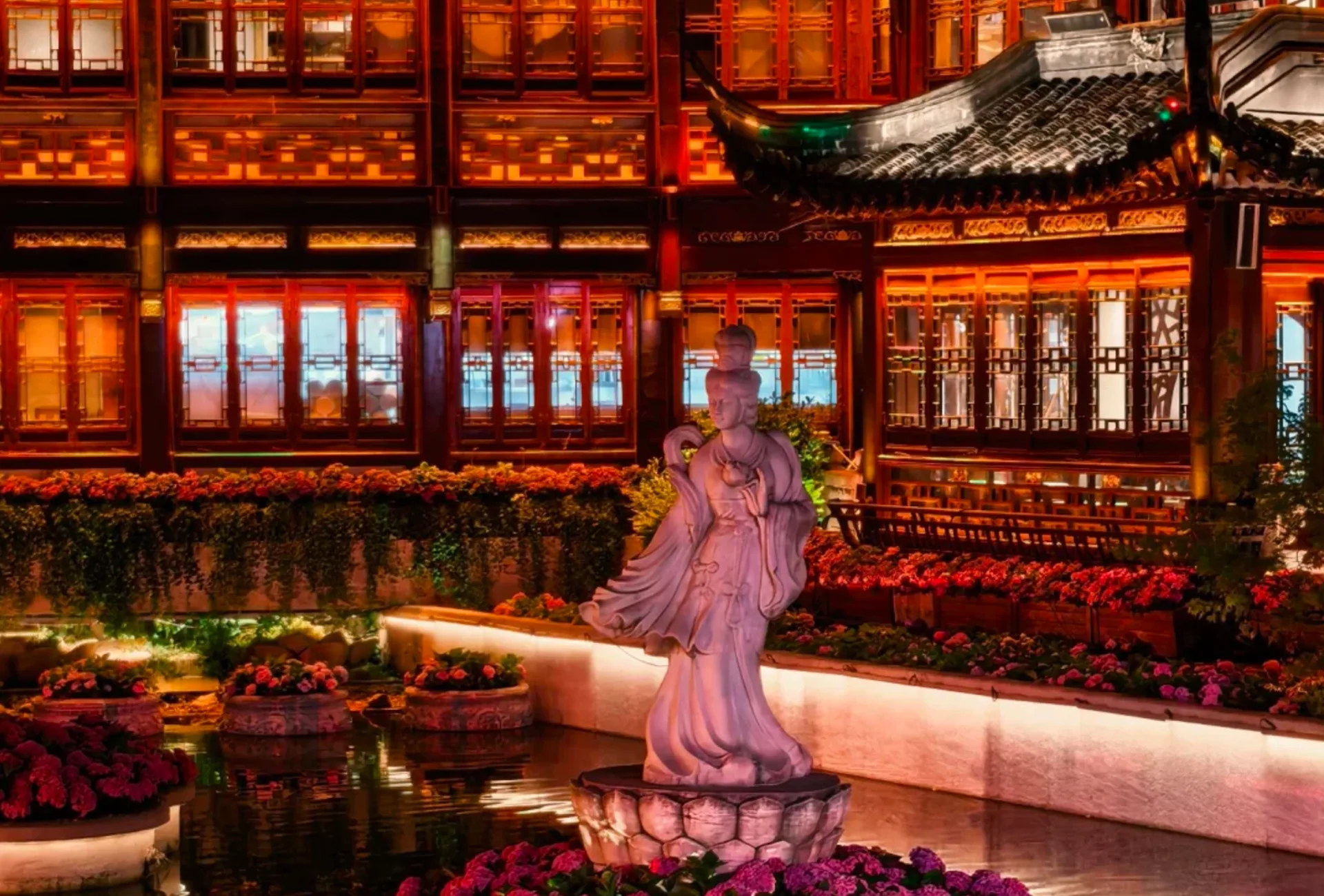 Yu Garden, City God Temple & Huangpu River Cruise - Photo 2
